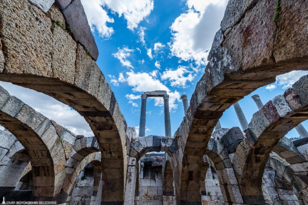 İzmir Tarihi Liman Kenti’nde UNESCO Heyecanı: 2028’de Kalıcı Liste Hedefleniyor