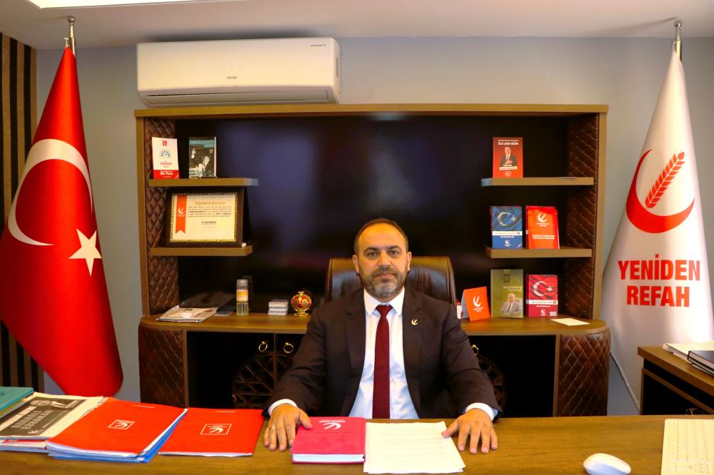 YENİDEN REFAH PARTİSİ’NDEN PAPA ZİYARETİNE SERT TEPKİ