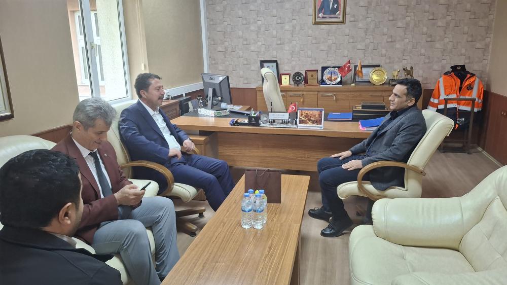 BELEDİYE BAŞKANINDAN KARAYOLLARI ŞUBE ŞEFİNE ZİYARET