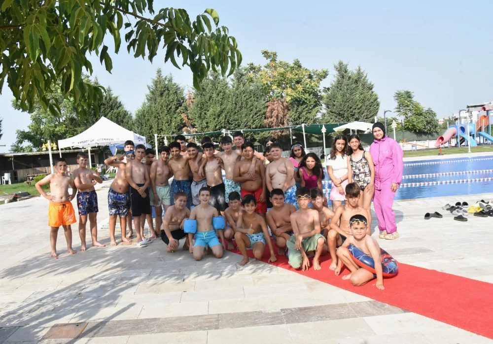 YUNUSEMRE'DEN ÇOCUKLARA YAZ ARMAĞANI