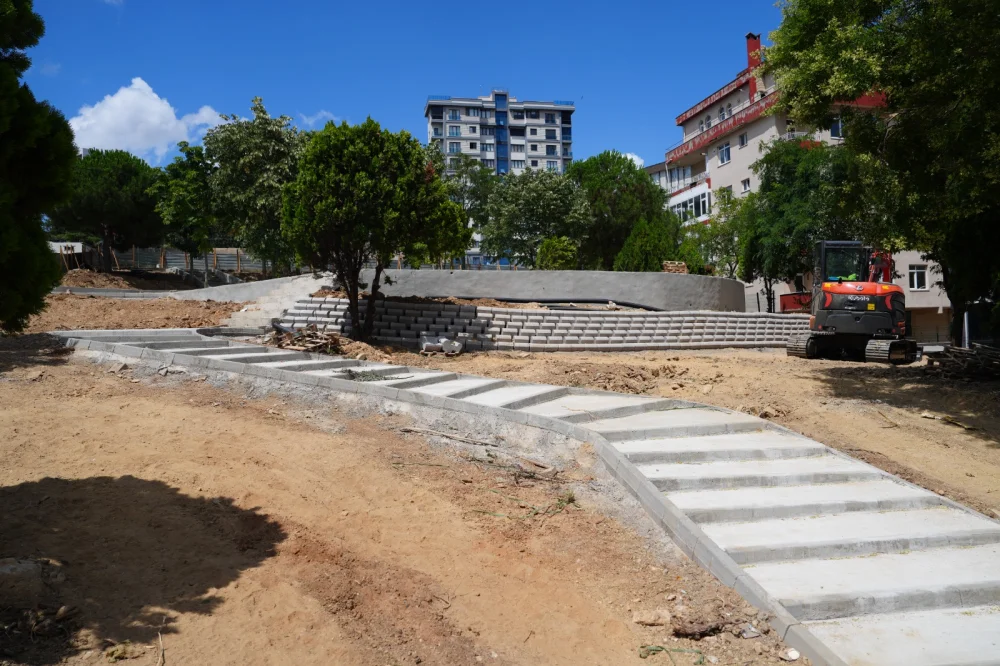 Kartal’da Parklar Yenileniyor, Yeşil Alan Hacmi Artıyor