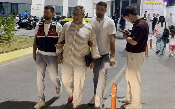 GAZETECİ CEM KÜÇÜK TUTUKLANDI