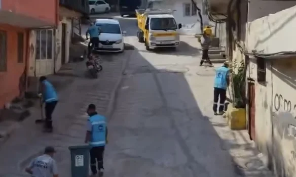 BAĞRIYANIK MAHALLESİ’NDE KAPSAMLI TEMİZLİK ÇALIŞMALARI