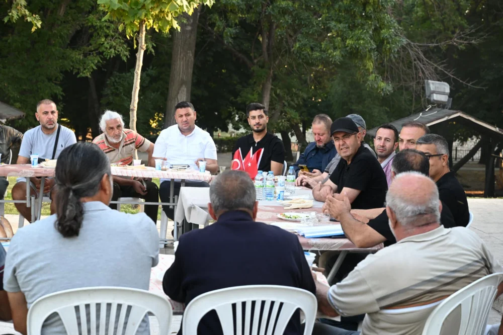 BAŞKANIMIZ EKİCİOĞLU, MAHALLELİLERİMİZLE BULUŞMAYA DEVAM EDİYOR
